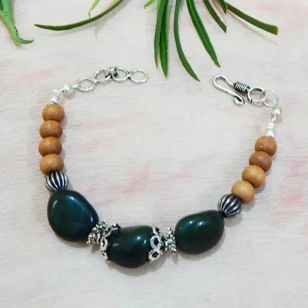 Green_Aventurine_Tumble_White_Sandal_Wood_Bracelet_For_Heart_Chakra_Wome_More