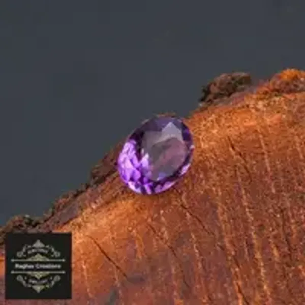 Amethyst_Natural_Gem_Stone_For_Unisex