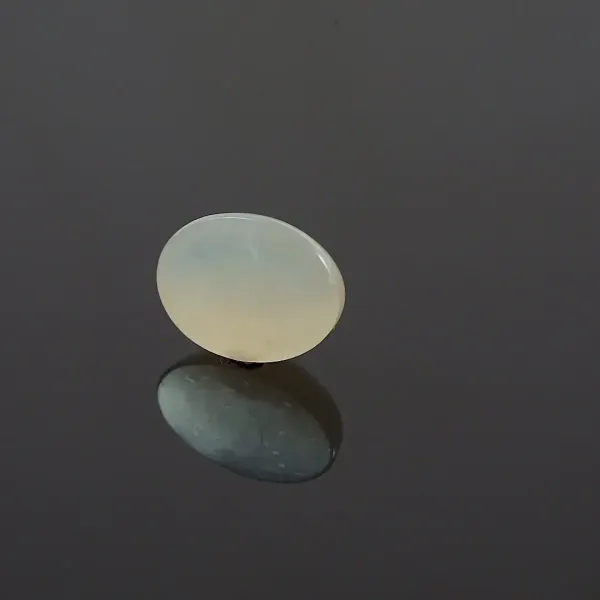 Moon_Stone_Natural_Gem_Stone_For_Unisex