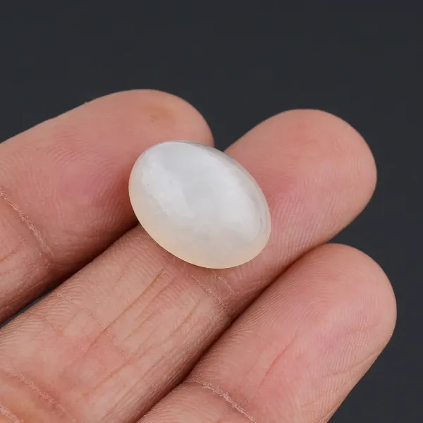 Moon_Stone_Natural_Gem_Stone_For_Unisex