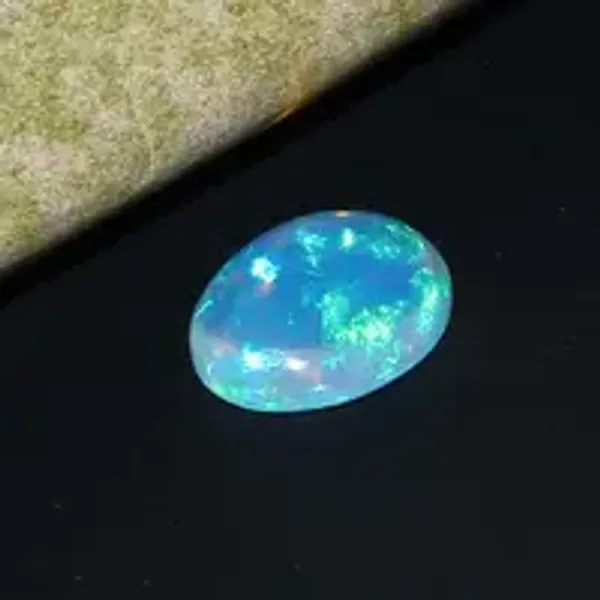 Fire_Opal_Natural_Gem_Stone_For_Unisex