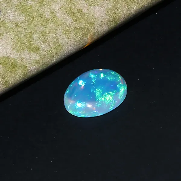 Fire_Opal_Natural_Gem_Stone_For_Unisex