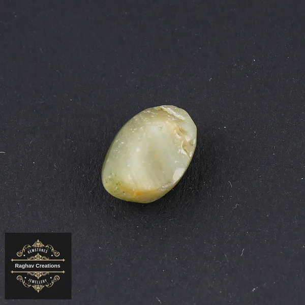 Cat's_Eye_Stone_weight_-4.10_Carat_Certificate_Number:-208508