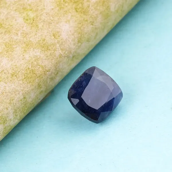 Blue_Sapphire_Natural_Gem_Stone_For_Unisex