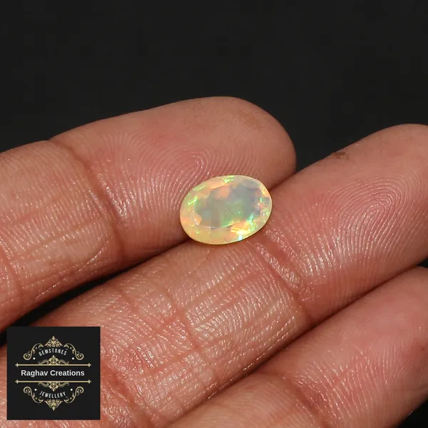 Ithopian_Fire_Opal_1.43_Carat_Dimension_6.60*9.38*4.73_certificate_number:-208501_1.43_Carat_Dimension_6.60*9.38*4.73_certificate_number:-208501