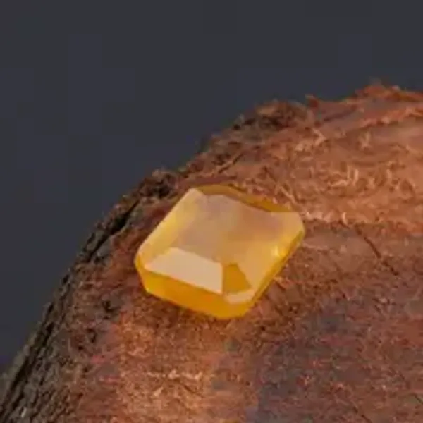 Yellow_Sapphire_Natural_Gem_Stone_For_Unisex