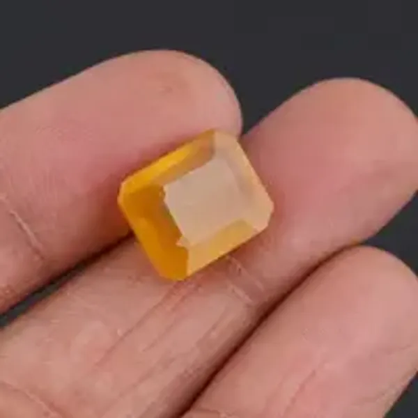 Yellow_Sapphire_Natural_Gem_Stone_For_Unisex