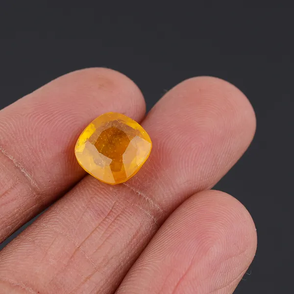 Natural_Yellow_Sapphire_5.25_Carat_certificate_number:-_592997