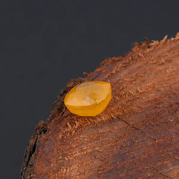 Natural_Yellow_Sapphire_5.50_Carat_certificate_number:-_592999