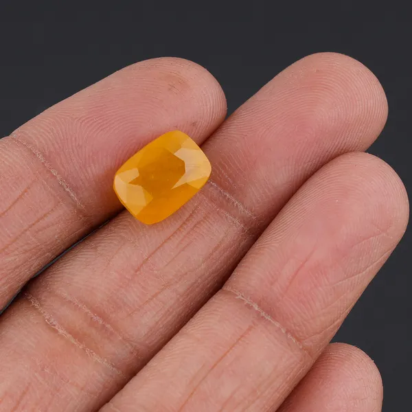 Natural_Yellow_Sapphire_6.50_certificate_number:-_592996_Carat
