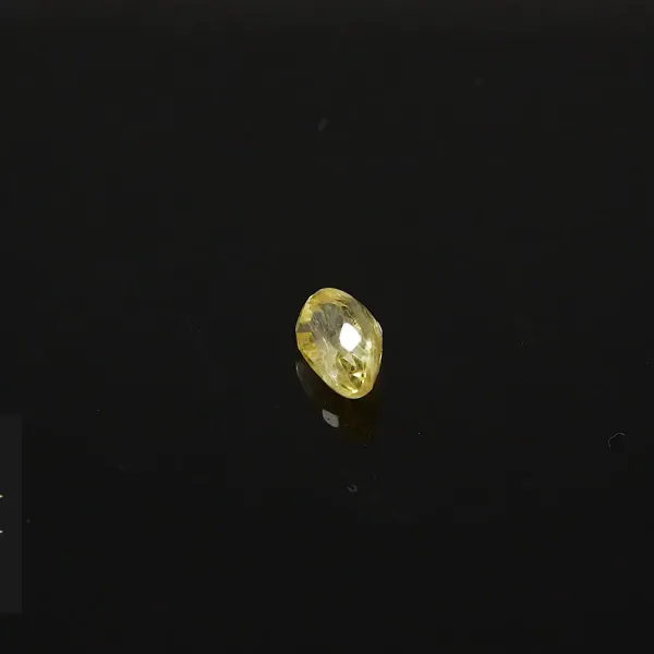 Yellow_Sapphire_Natural_Gem_Stone_For_Unisex