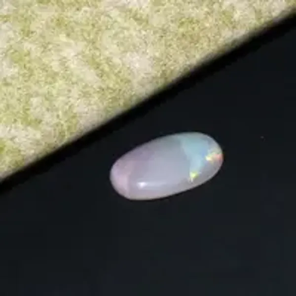 Opal_Natural_Gem_Stone_For_Unisex