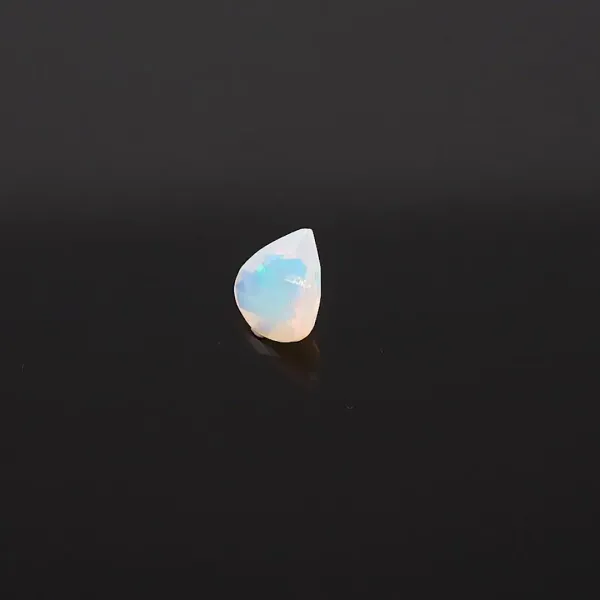 Fire_Opal_Natural_Gem_Stone_For_Unisex