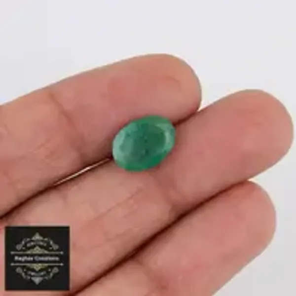 Emerald_Natural_Gem_Stone_For_Unisex