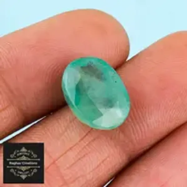 Emerald_Natural_Gem_Stone_For_Unisex