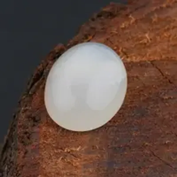 Moon_Stone_Natural_Gem_Stone_For_Unisex