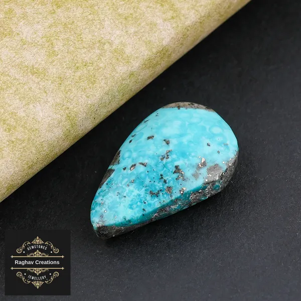 Turquoise_24.25_Carat_16.41*26.45*8.39_mm_certificate_number:-_208267