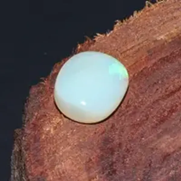 Opal_Natural_Gem_Stone_For_Unisex