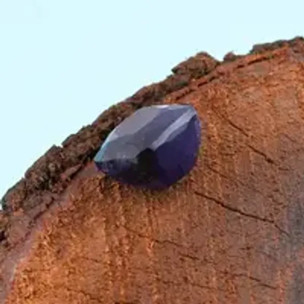 Blue_Sapphire_Natural_Gem_Stone_For_Unisex