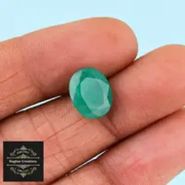 Emerald_Natural_Gem_Stone_For_Unisex