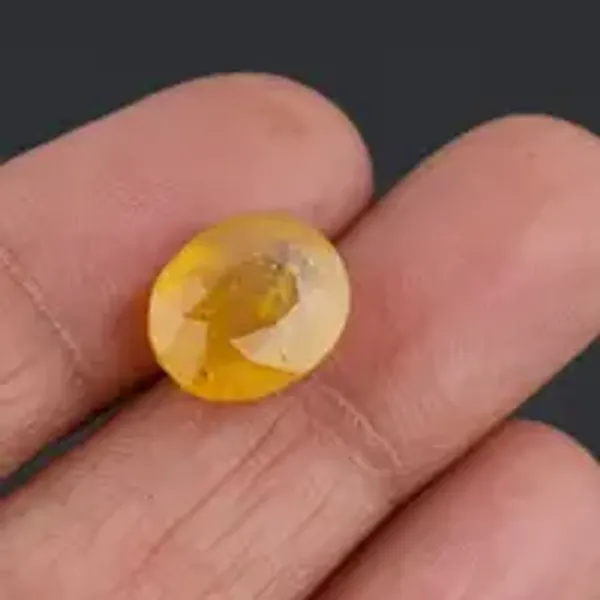 Yellow_Sapphire_Natural_Gem_Stone_For_Unisex