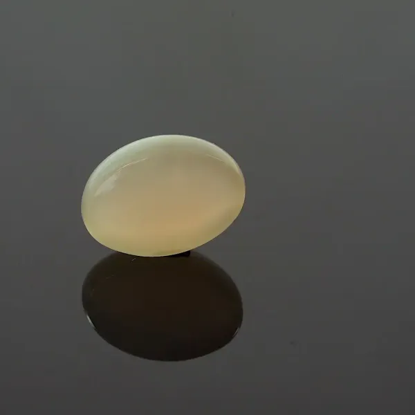 Moon_Stone_Natural_Gem_Stone_For_Unisex