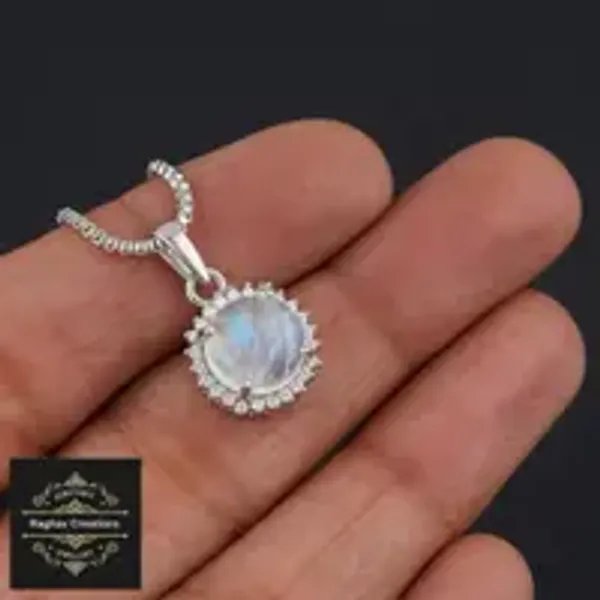 Rainbow_Moon_Stone_Natural_Gem_Stone_Silver__Pendent_For_Women
