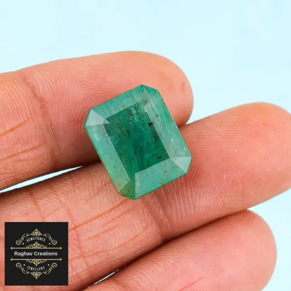 Emerald_Natural_Gem_Stone_For_Unisex