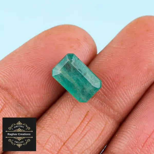 Emerald_Natural_Gem_Stone_For_Unisex