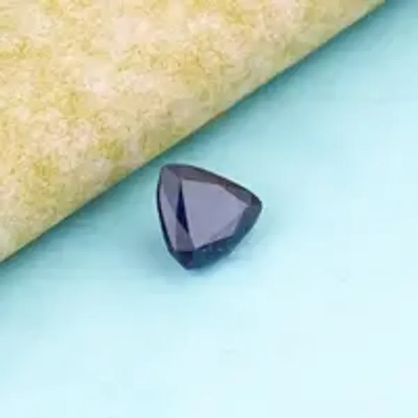 Blue_Sapphire_Natural_Gem_Stone_For_Unisex