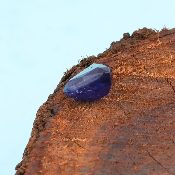 Blue_Sapphire_Natural_Gem_Stone_For_Unisex