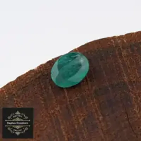 Emerald_Natural_Gem_Stone_For_Unisex