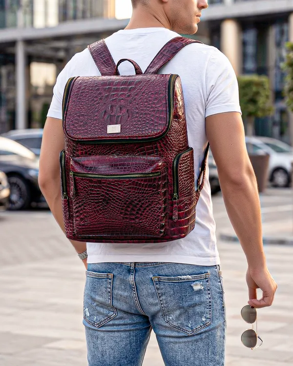 Burgundy_Textured_Leather_Backpack_For_Men