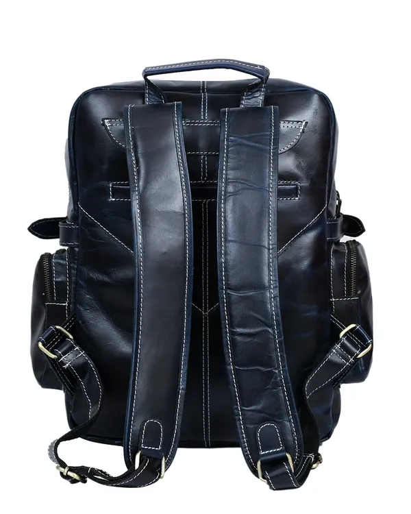Black_Structured_Multi-Compartment_Backpack_For_Men
