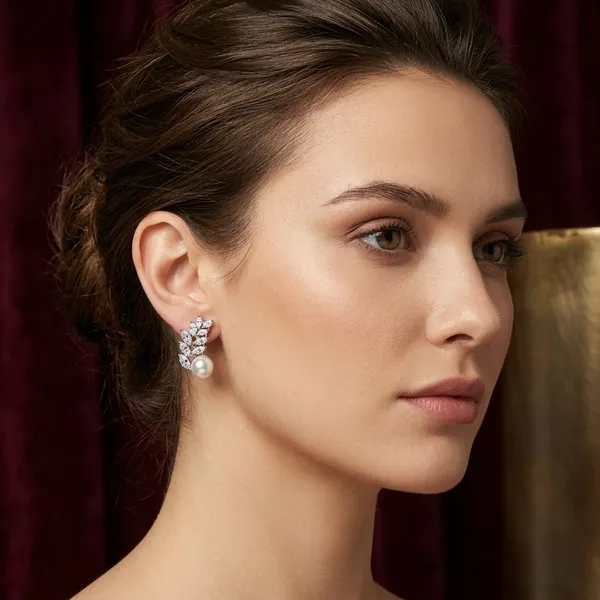 Silver_Tone_Pearl_Detail_Stud_Earrings_For_Women