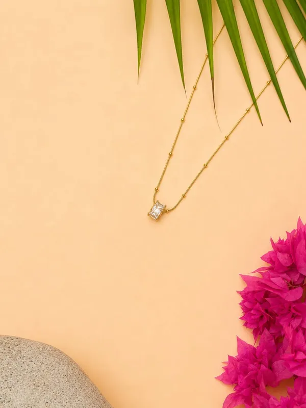 Gold_Stainless_Steel_Necklace_For_Women_