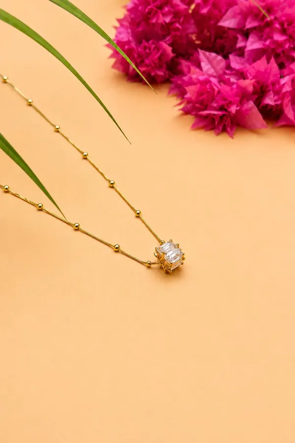 Gold_Stainless_Steel_Necklace_For_Women_