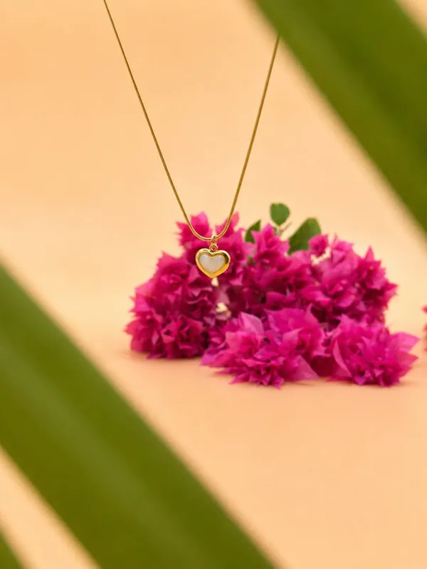 Gold_Stainless_Steel_Necklace_For_Women_