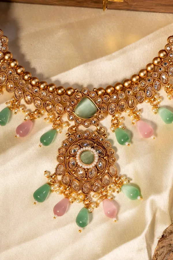 Multicolor_Gold-Plated_Temple_Necklace_Sets_For_Women