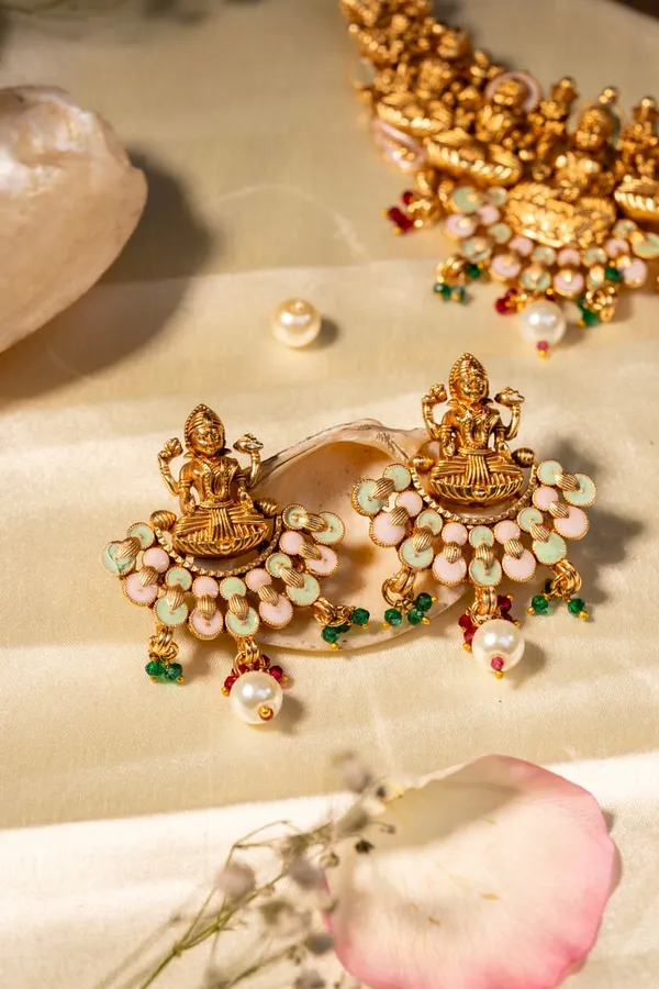 Gold_Plated_Laxmi_Temple_Necklace_Sets_For_Women