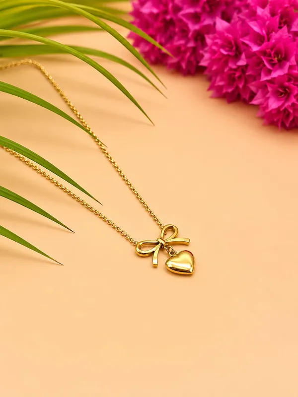 Gold_Stainless_Steel_Necklace_For_Women_
