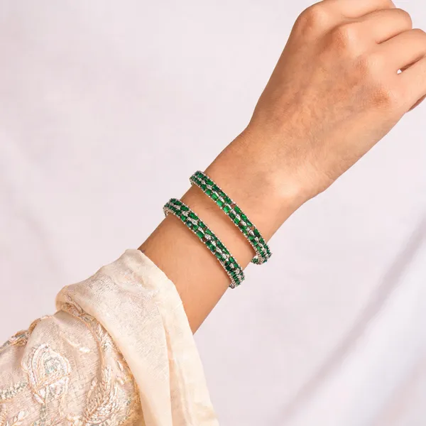 Green_And_White_Silver-Plated_Brass_Bangle_For_Women