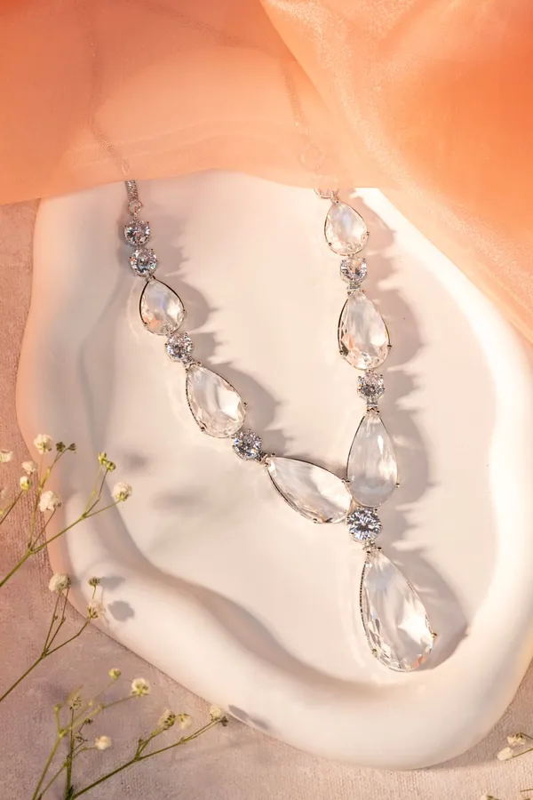 Crystal_White__American_Diamond_Necklace_Sets_For_Women