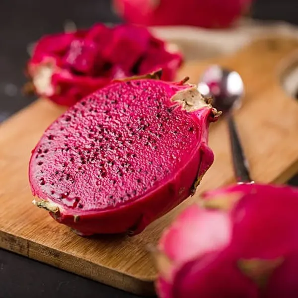 Dragon_Fruit_Plant_Red_For_Home_Garden