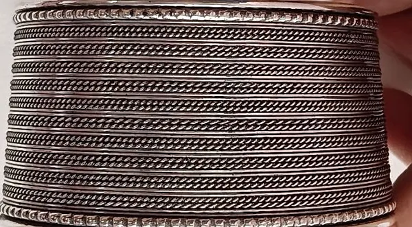 Black_Silver_Brass_Patterned_Hand_Bala_For_Women