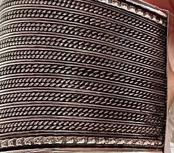 Black_Silver_Brass_Patterned_Hand_Bala_For_Women