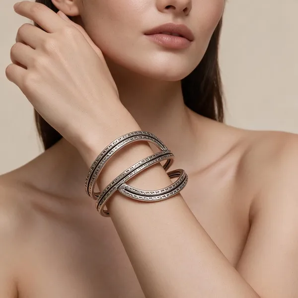 Black_Brass_Adjustable_Cuff_Hand_Bala_For_Women