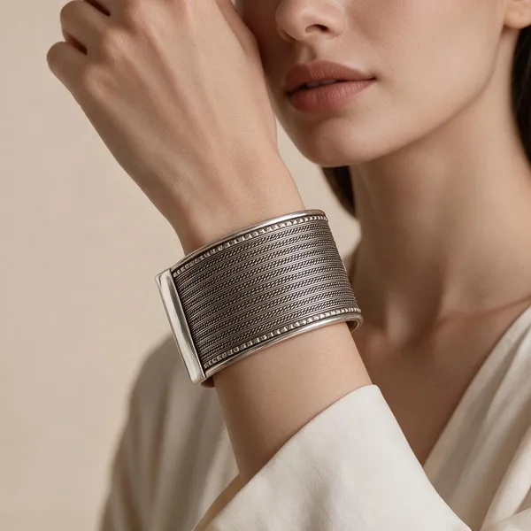 Black_Silver_Brass_Patterned_Hand_Bala_For_Women