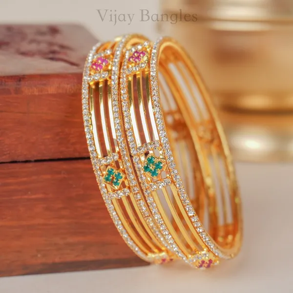 Zohra_Golden_Stone_Bangles