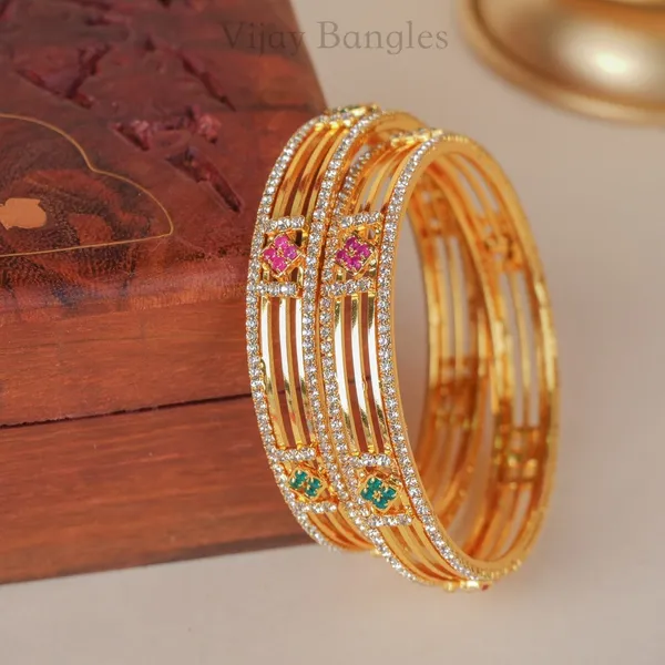 Zohra_Golden_Stone_Bangles